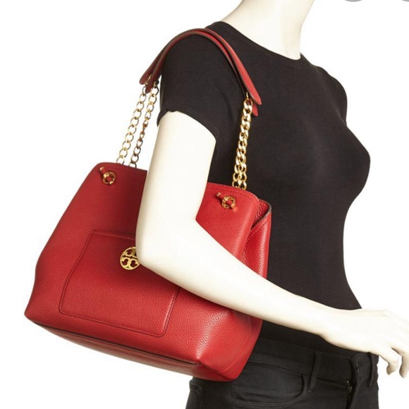 Tory Burch Handbags - 🎉HP🎉NWT Tory Burch Chelsea Tote Small